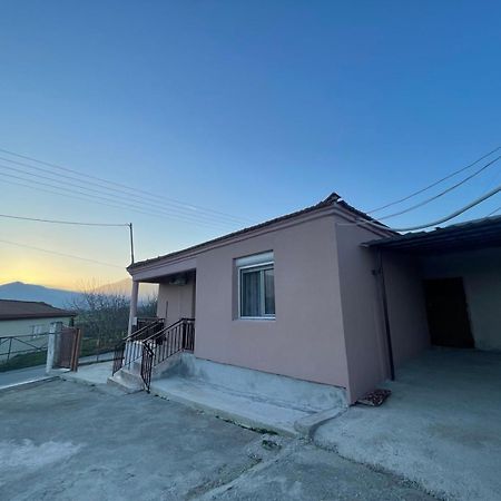Villa Μονοκατοικια 3 Δωματιων à Kateríni Extérieur photo