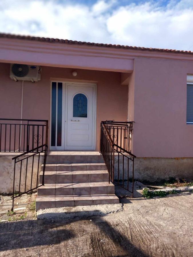 Villa Μονοκατοικια 3 Δωματιων à Kateríni Extérieur photo